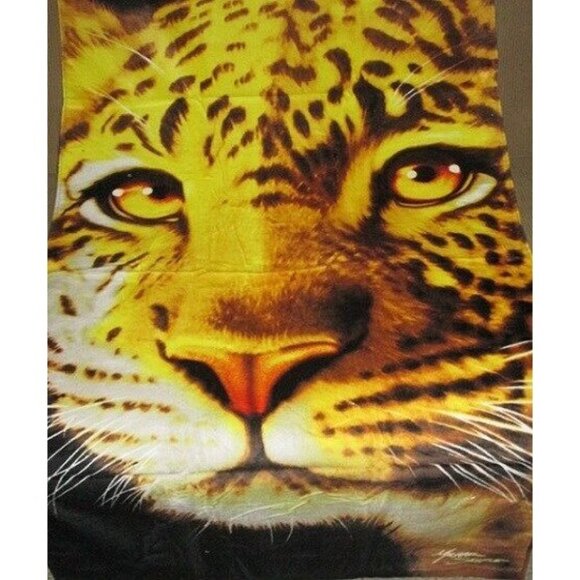New Leopard Big Eyes Beach Bath Pool Towel Gift Animal Print Spots Cat Amur SOFT - Picture 1 of 2
